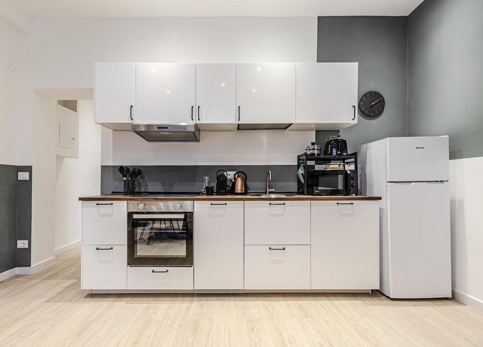 Discover Apartment Ливорно Экстерьер фото